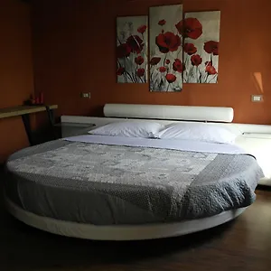 Corte Dei Landi Cade